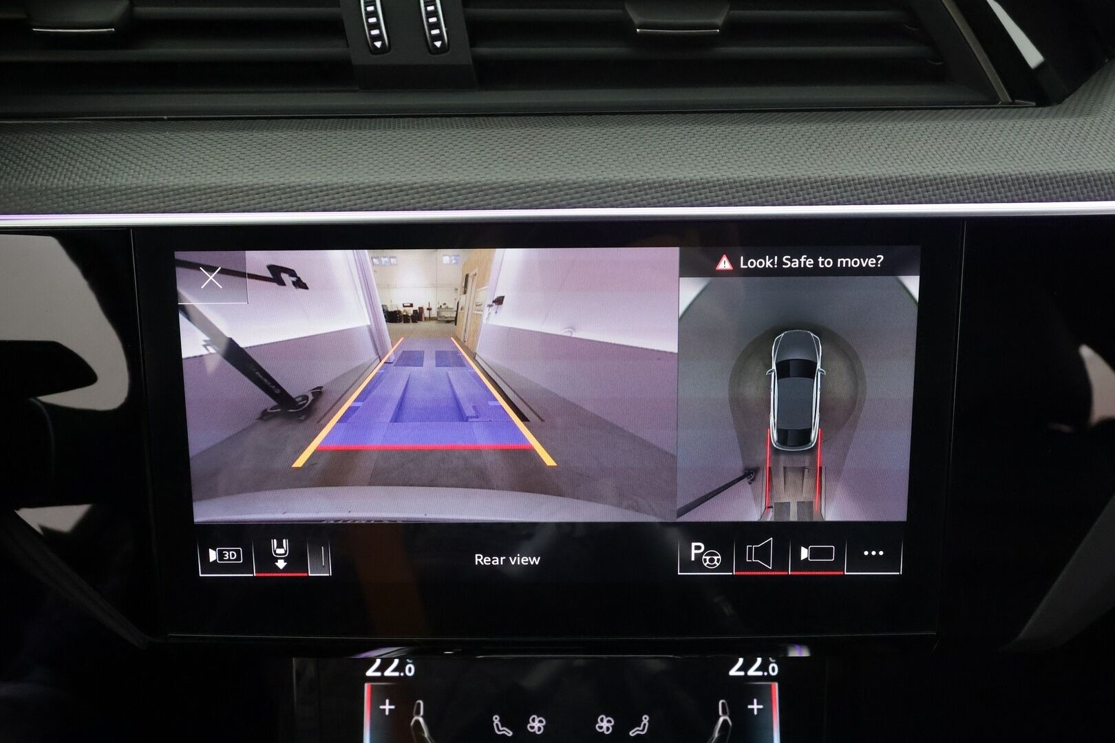 AUDI E-TRON 2023 Sportback S line Black Edition quattro 55 electric 300kW * ACC / 360° / B&O / Muistipenkki / Panorama / Ilma-alusta / Koukku * - Merkkihuollettu / Huippuvarusteet