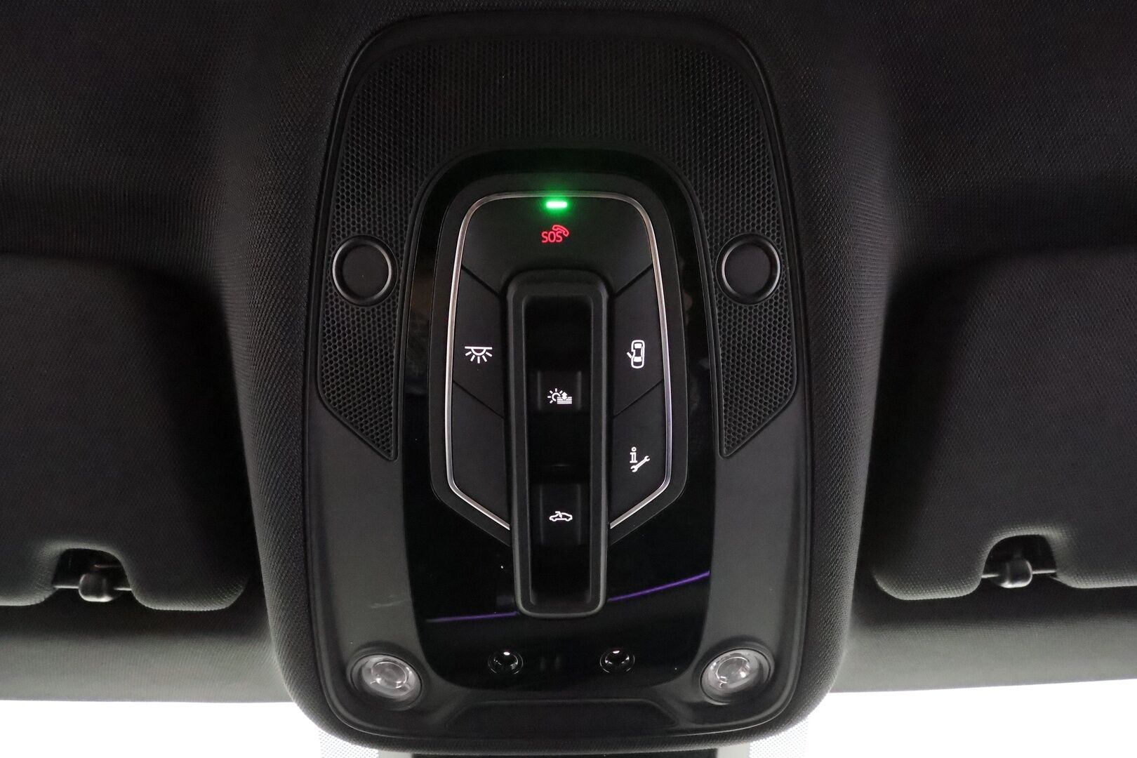 AUDI E-TRON 2023 Sportback S line Black Edition quattro 55 electric 300kW * ACC / 360° / B&O / Muistipenkki / Panorama / Ilma-alusta / Koukku * - Merkkihuollettu / Huippuvarusteet