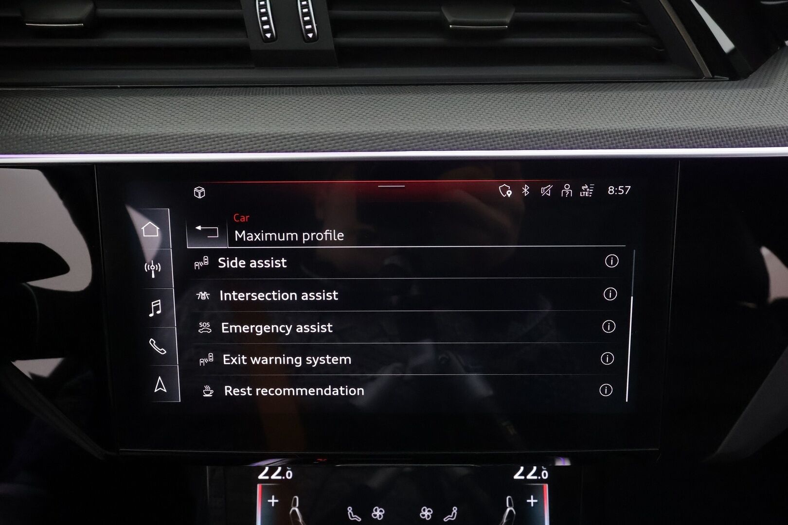 AUDI E-TRON 2023 Sportback S line Black Edition quattro 55 electric 300kW * ACC / 360° / B&O / Muistipenkki / Panorama / Ilma-alusta / Koukku * - Merkkihuollettu / Huippuvarusteet