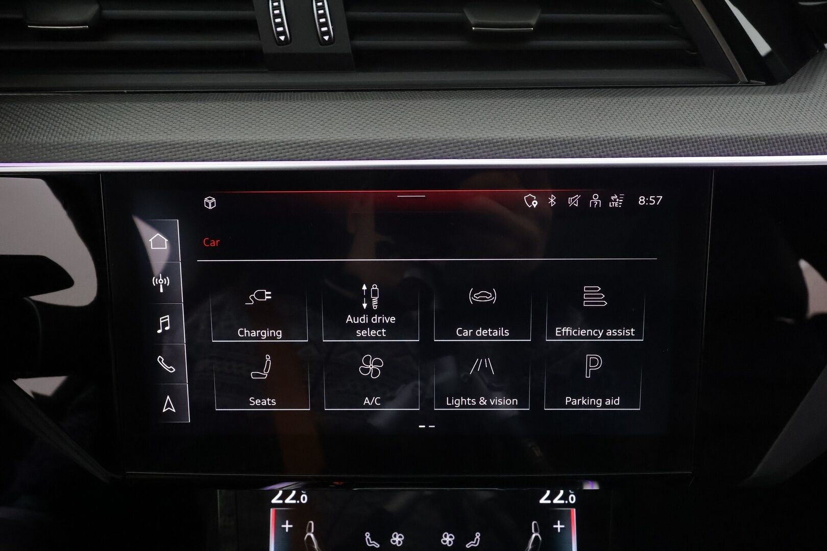 AUDI E-TRON 2023 Sportback S line Black Edition quattro 55 electric 300kW * ACC / 360° / B&O / Muistipenkki / Panorama / Ilma-alusta / Koukku * - Merkkihuollettu / Huippuvarusteet