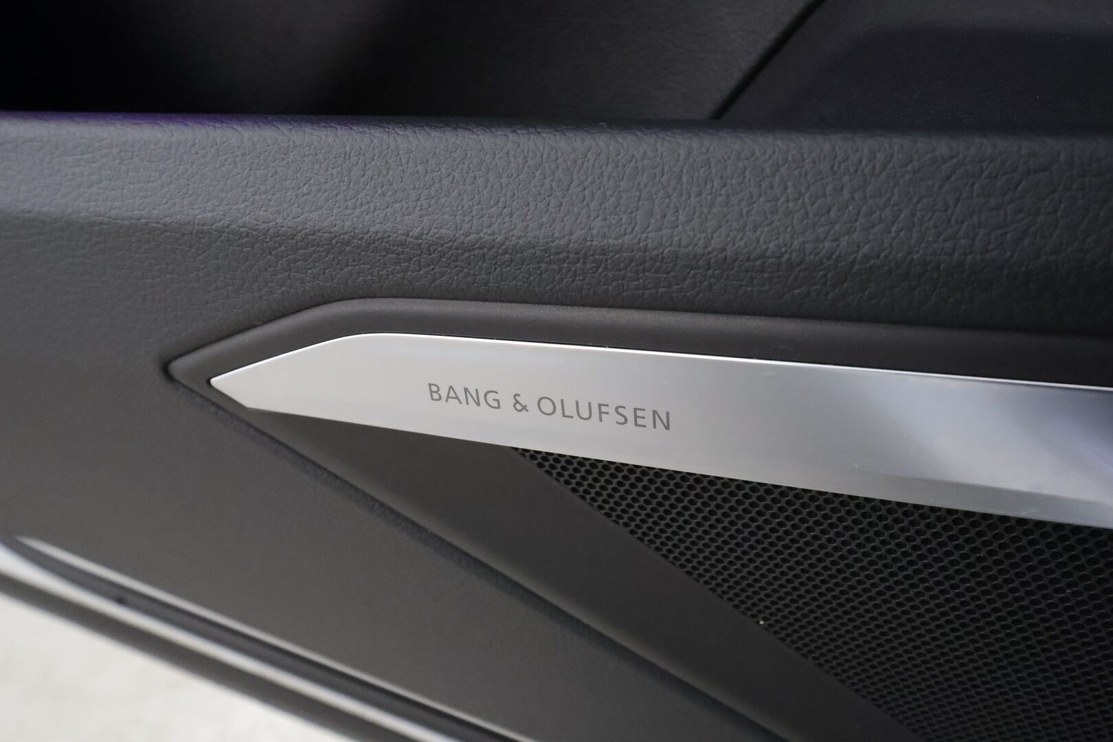 AUDI E-TRON 2023 Sportback S line Black Edition quattro 55 electric 300kW * ACC / 360° / B&O / Muistipenkki / Panorama / Ilma-alusta / Koukku * - Merkkihuollettu / Huippuvarusteet