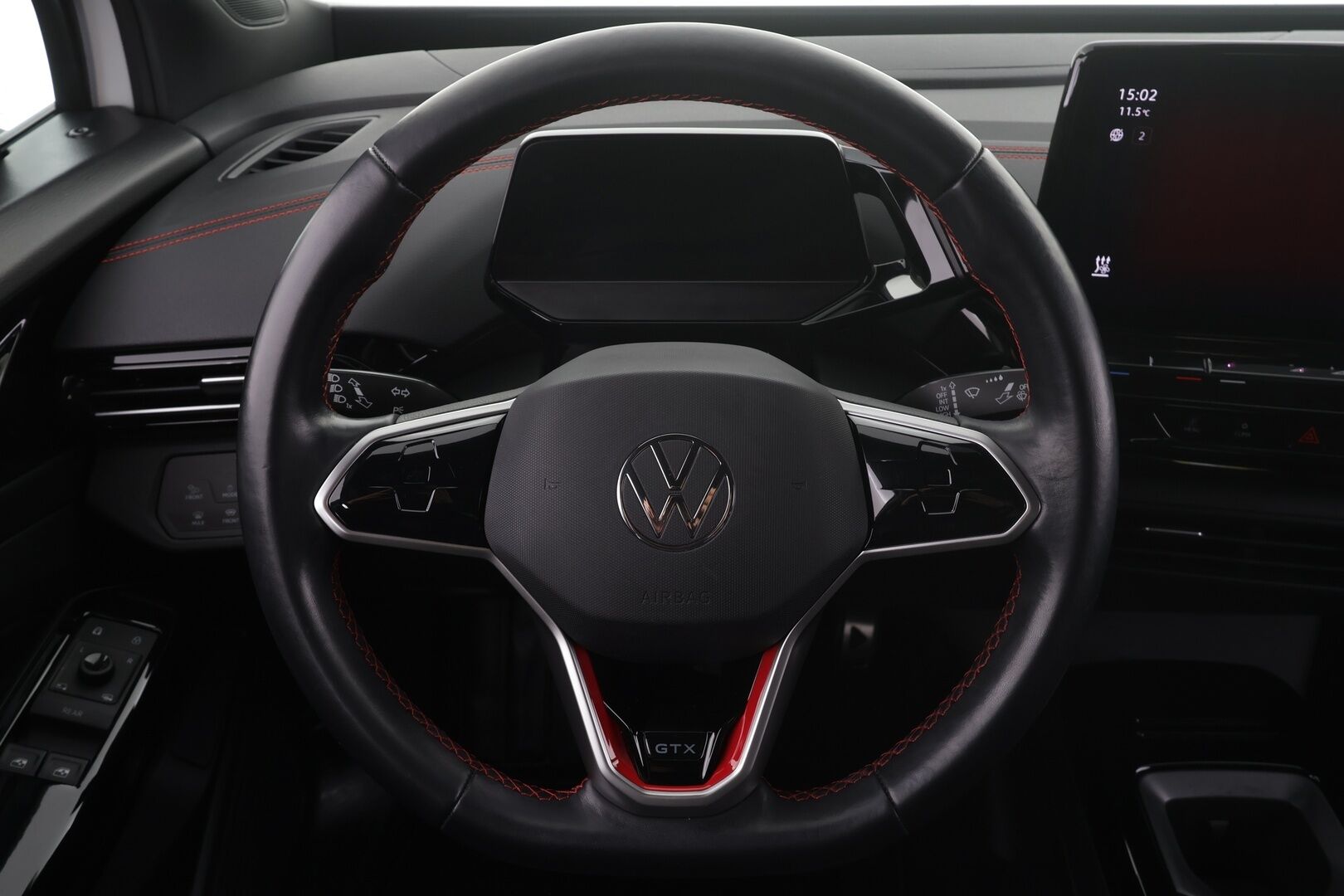 VOLKSWAGEN ID.5 2023 GTX Dual Motor AWD 220kW * ILP / ACC / IQ-Light / Hierovat muistipenkit / P.kamera / Keyless* - Merkkihuollettu / 2xLataus / Kahdet Renkaat