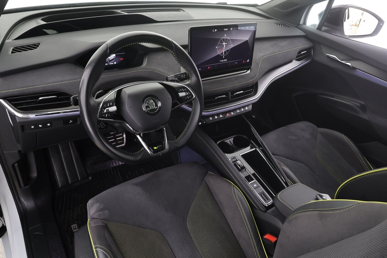 SKODA ENYAQ 2023 RS 4x4 220kW * ACC / HUD / Lasikatto / Matrix LED / Canton / ILP / Muistipenkit / KeylessGo / Hierova penkki *