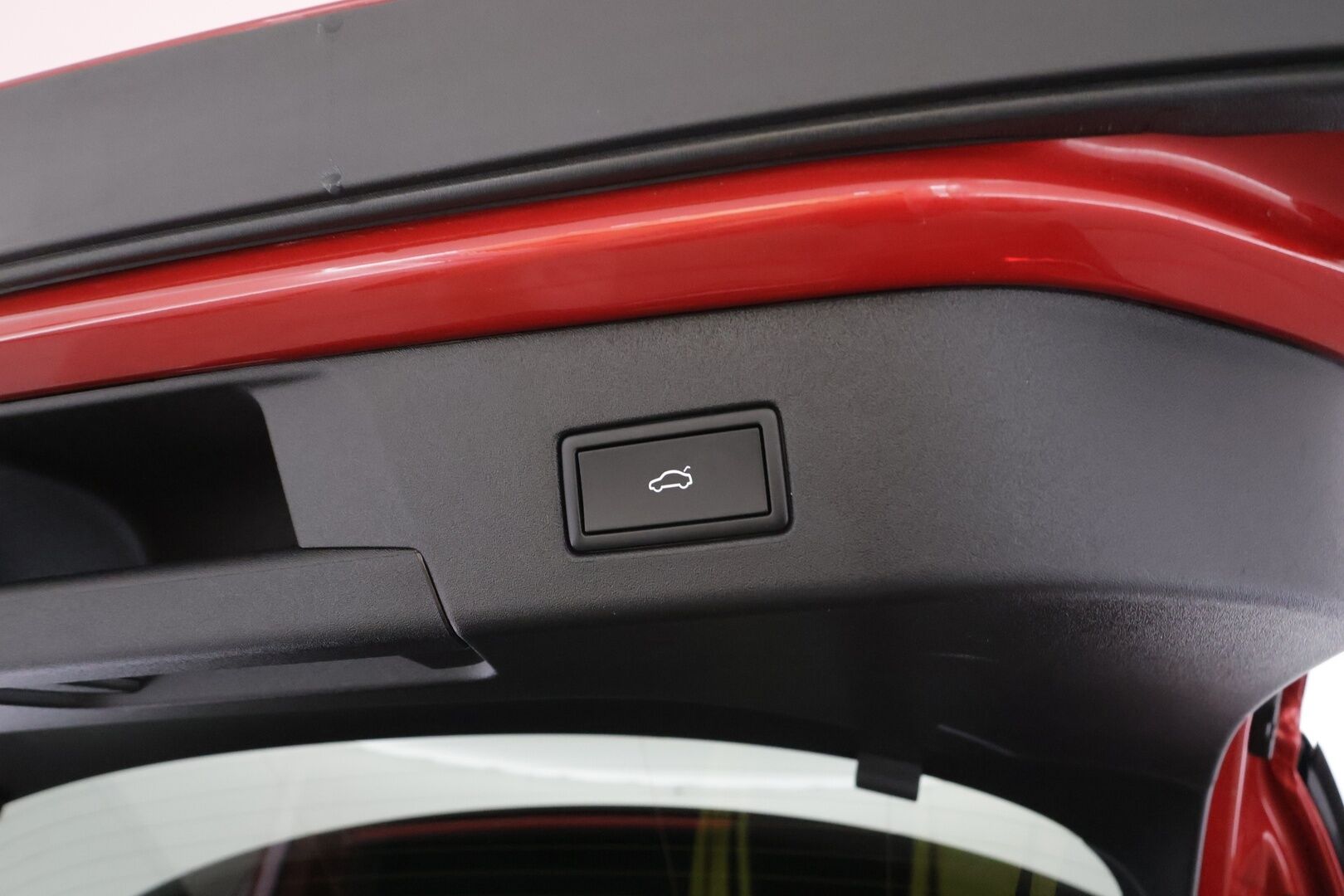 VOLKSWAGEN ID.4 2024 GTX 4MOTION 250 kW * ACC / HUD / 360° / ILP / H&K / Hierovat muistipenkit / IQ.Light / Lasikatto / Facelift / Keyless * - Tehdastakuu 7/2027 asti!  / Kahdet renkaat aluvanteilla / Akuston esilämmitys / Supervarusteet