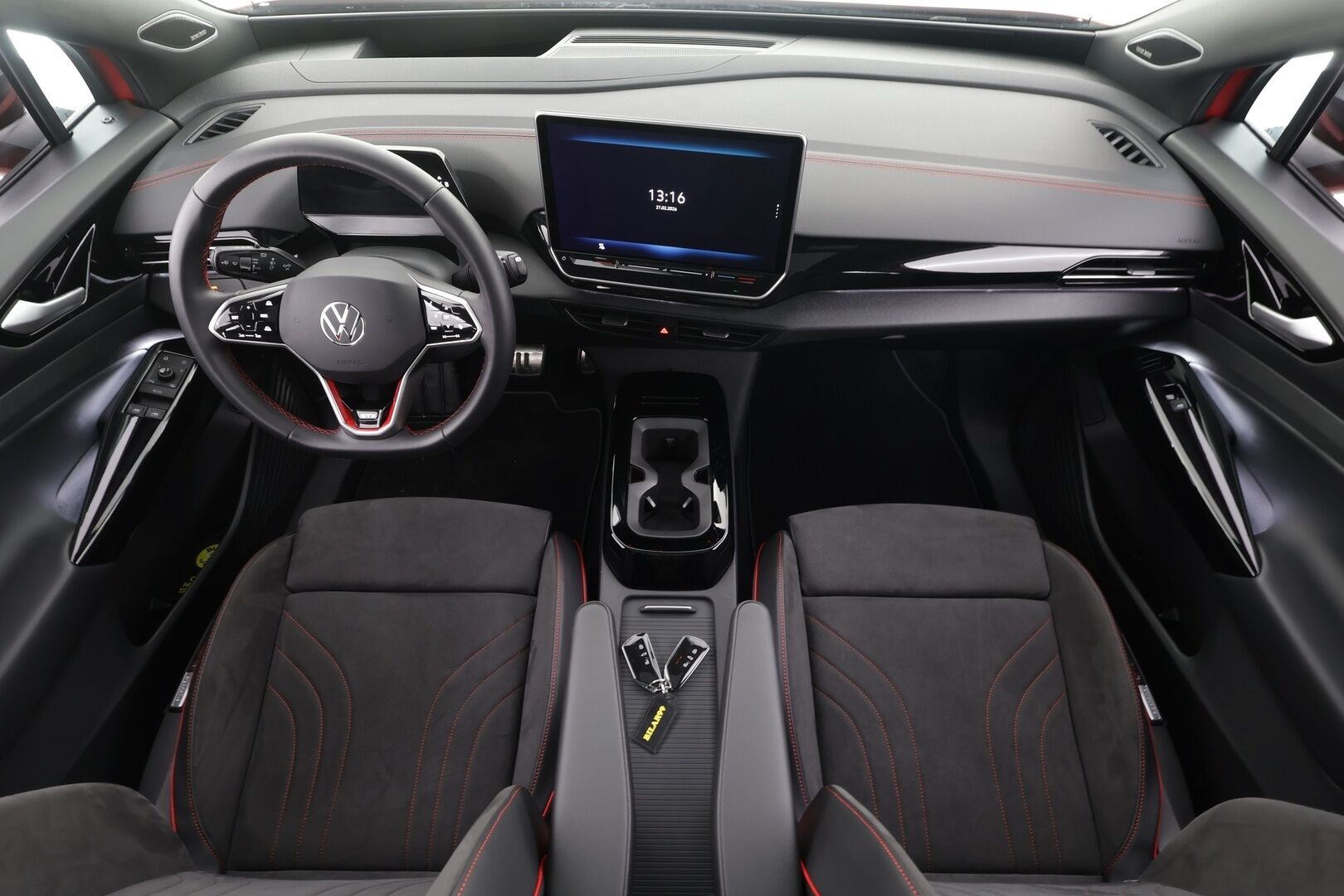 VOLKSWAGEN ID.4 2024 GTX 4MOTION 250 kW * ACC / HUD / 360° / ILP / H&K / Hierovat muistipenkit / IQ.Light / Lasikatto / Facelift / Keyless * - Tehdastakuu 7/2027 asti!  / Kahdet renkaat aluvanteilla / Akuston esilämmitys / Supervarusteet