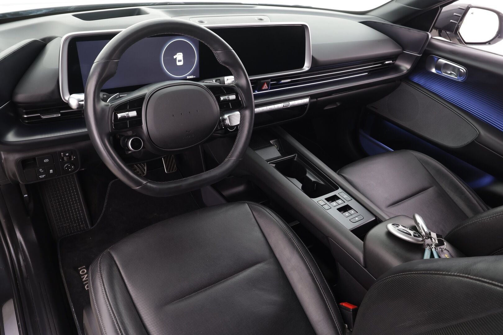 HYUNDAI IONIQ 6 2023 77 kWh 229 hv Premium - Akku kuntotarkastettu SOH 98,1 % / Merkkihuollettu / ACC / ILP / HUD / Sähköpenkit / 360-Kamera / Nahkaverhoiu / Apple&Android *