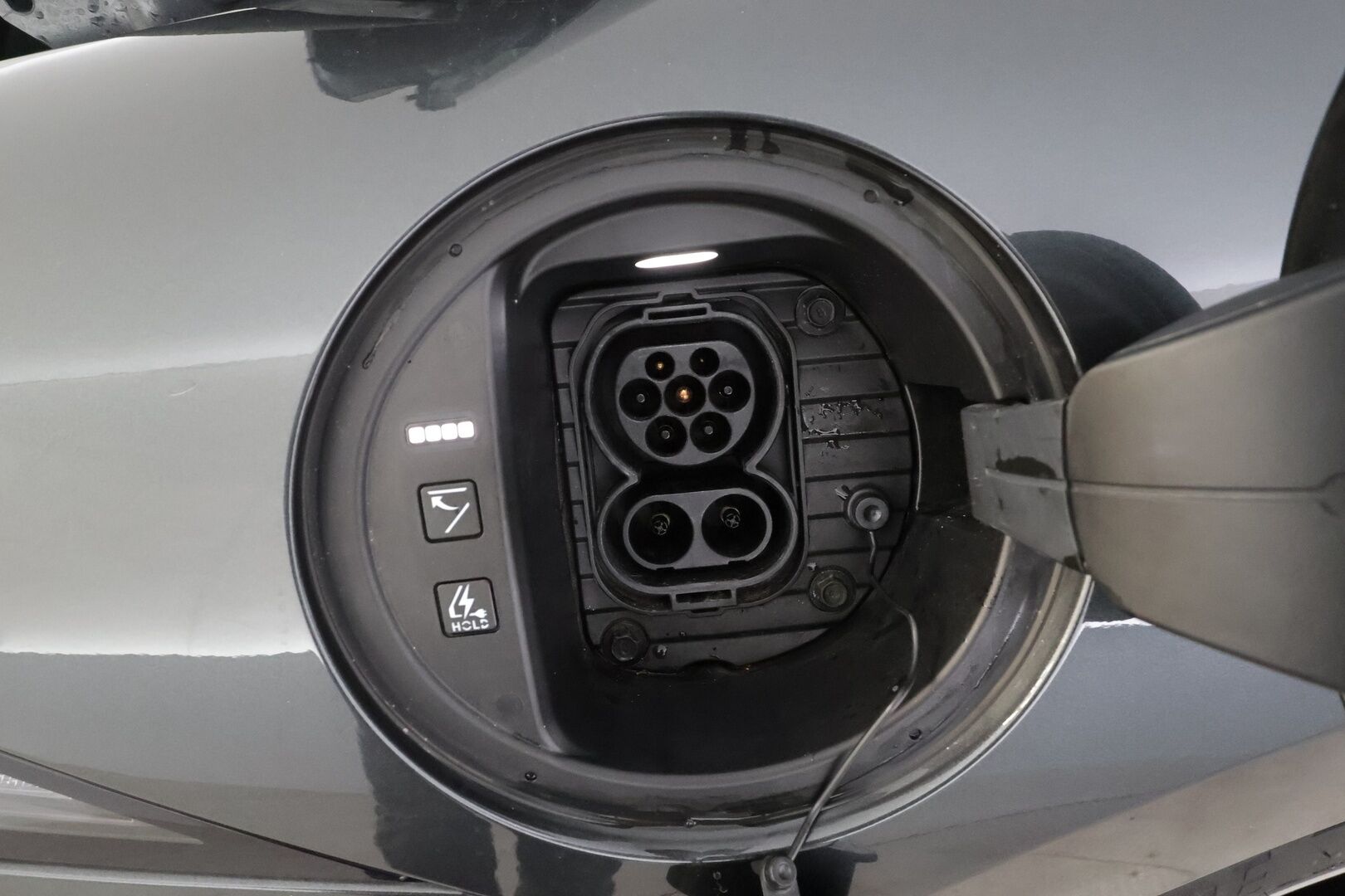 HYUNDAI IONIQ 6 2023 77 kWh 229 hv Premium - Akku kuntotarkastettu SOH 98,1 % / Merkkihuollettu / ACC / ILP / HUD / Sähköpenkit / 360-Kamera / Nahkaverhoiu / Apple&Android *