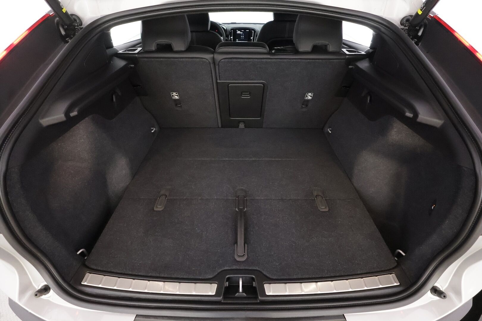 Volvo C40 2023 Recharge Twin Ultimate aut * ACC / 360° / H&K / Koukku / Muistipenkki / ILP / Lasikatto / KeylessGo / BLIS * - Merkkihuollettu / Huippuvarusteet