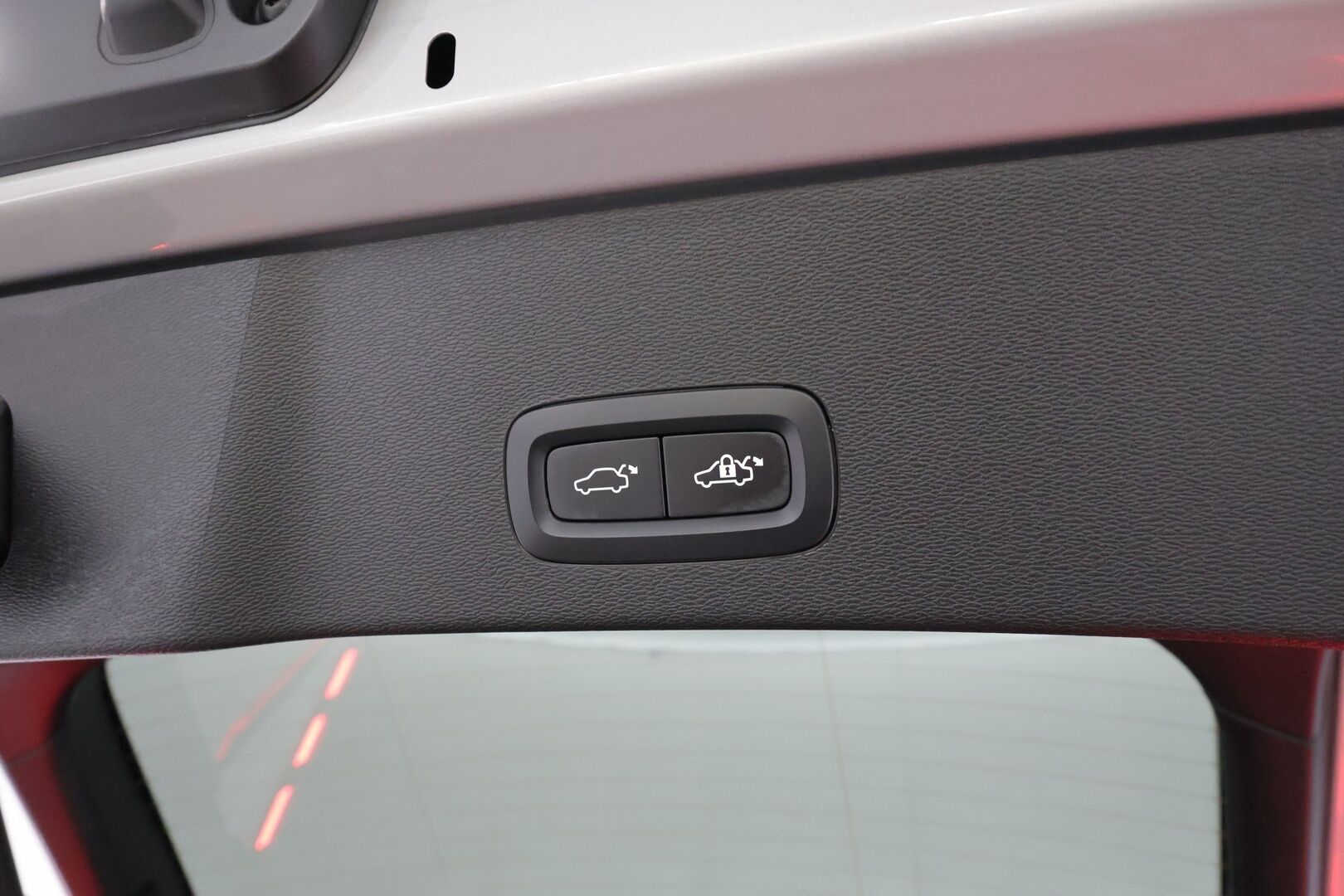 Volvo C40 2023 Recharge Twin Ultimate aut * ACC / 360° / H&K / Koukku / Muistipenkki / ILP / Lasikatto / KeylessGo / BLIS * - Merkkihuollettu / Huippuvarusteet