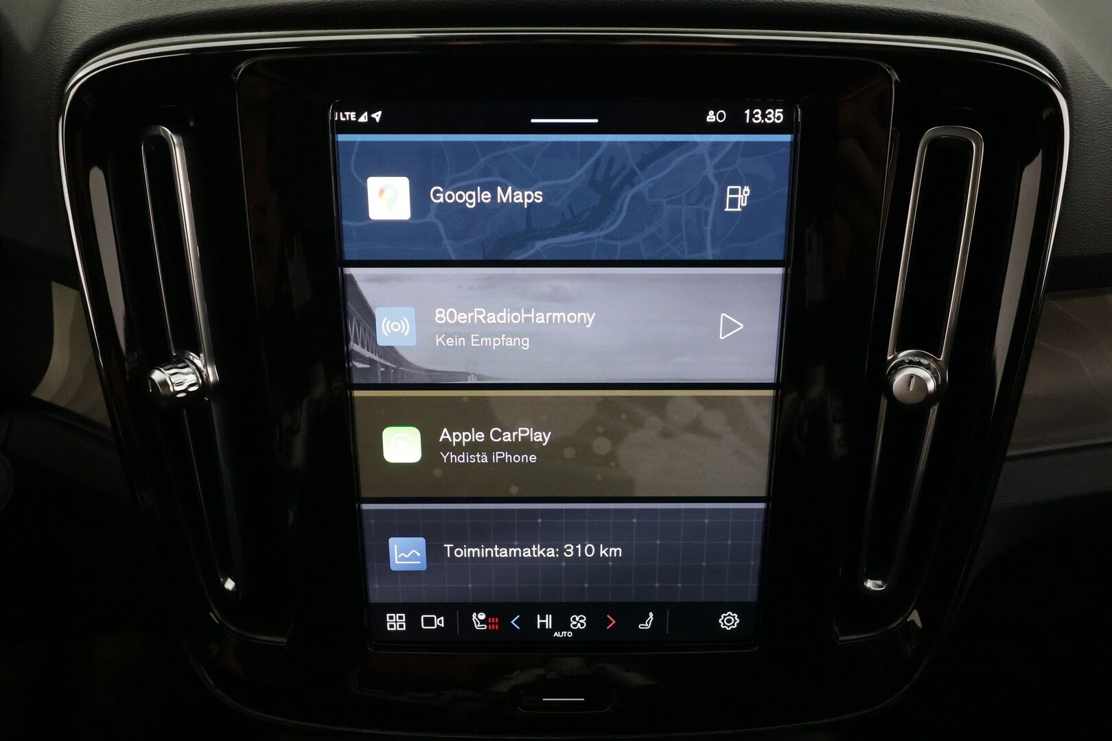 Volvo C40 2023 Recharge Twin Ultimate aut * ACC / 360° / H&K / Koukku / Muistipenkki / ILP / Lasikatto / KeylessGo / BLIS * - Merkkihuollettu / Huippuvarusteet