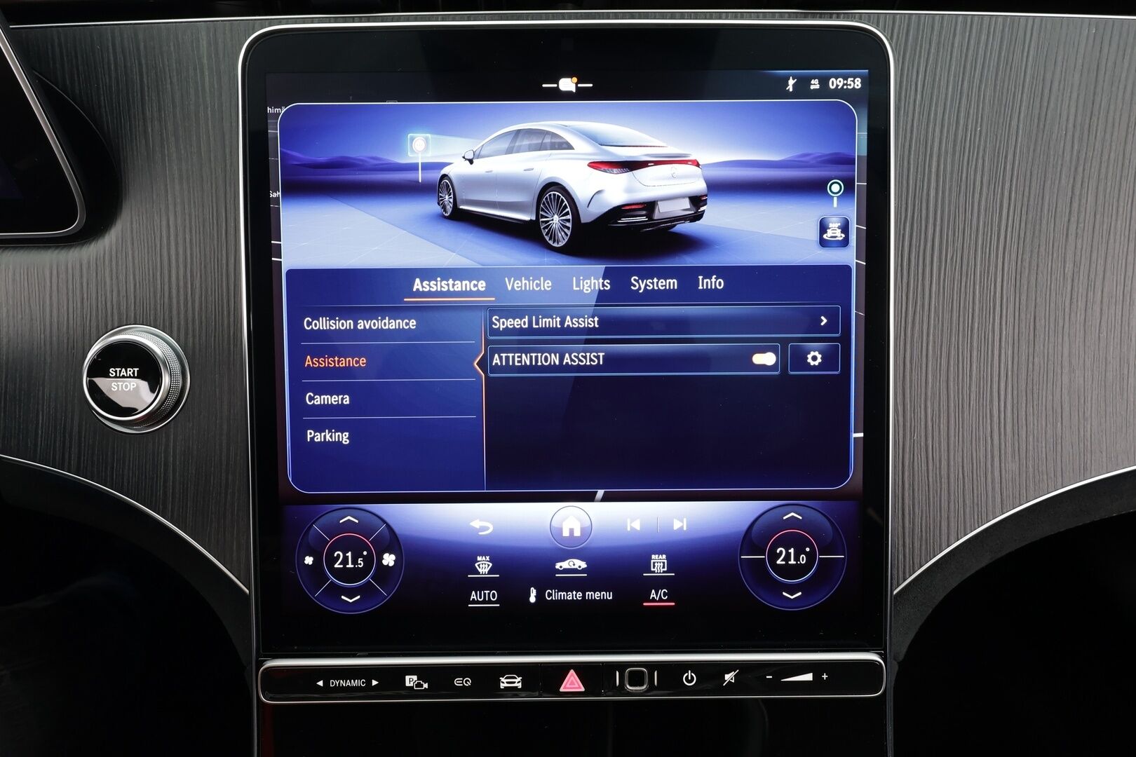 MERCEDES-BENZ EQE 2023 350 4MATIC AMG * Distronic Pro / P.kamera / Panorama / Muistipenkit / KeylessGo / Navi / Akuston esilämmitys * - Akku kuntotarkastettu SoH 96,6% - HULLUT AVAJAISHULINAT KORKOTARJOUS 3,29 %