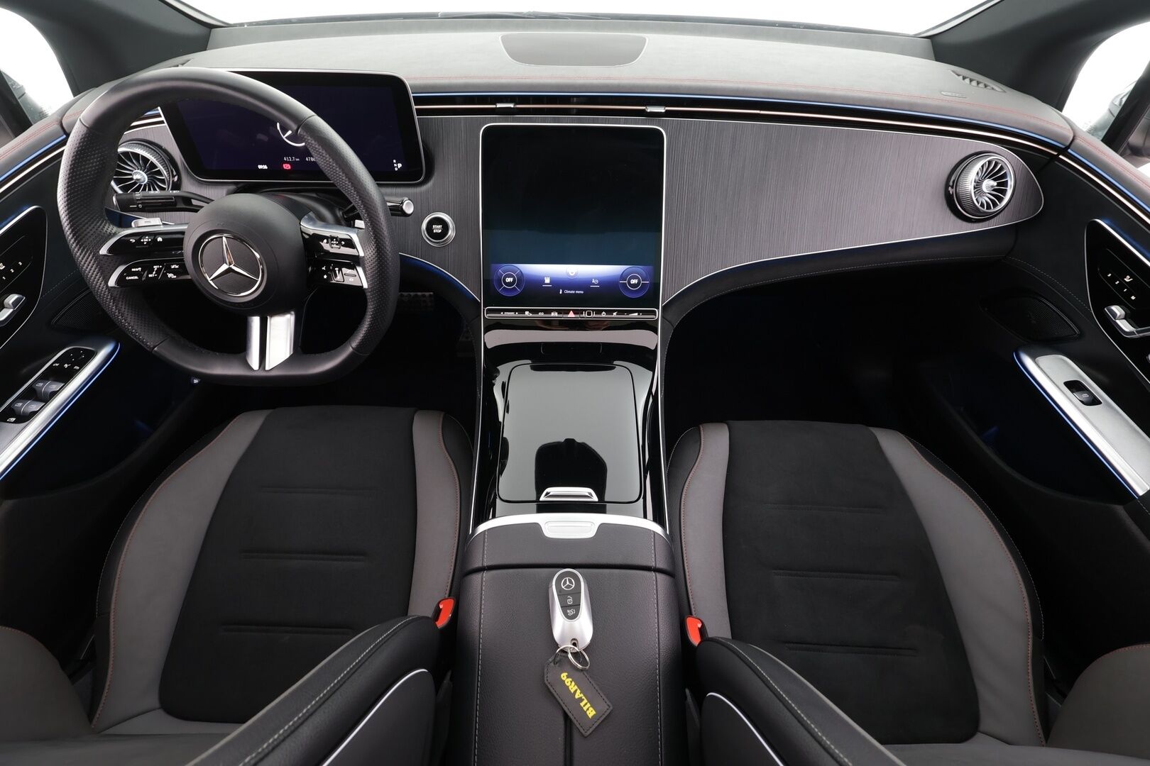 MERCEDES-BENZ EQE 2023 350 4MATIC AMG * Distronic Pro / P.kamera / Panorama / Muistipenkit / KeylessGo / Navi / Akuston esilämmitys * - Akku kuntotarkastettu SoH 96,6%