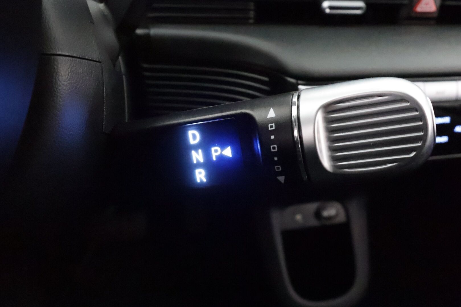 HYUNDAI IONIQ 5 2024 hv Style 5d * ILP / ACC / LED / P.Kamera / Kaistavahti / Keyless / Ilmastoidut nahat *