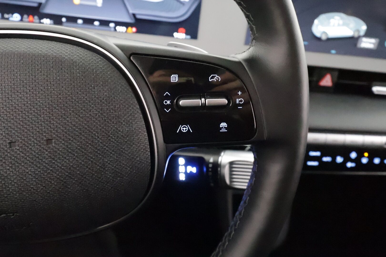 HYUNDAI IONIQ 5 2024 hv Style 5d * ILP / ACC / LED / P.Kamera / Kaistavahti / Keyless / Ilmastoidut nahat *