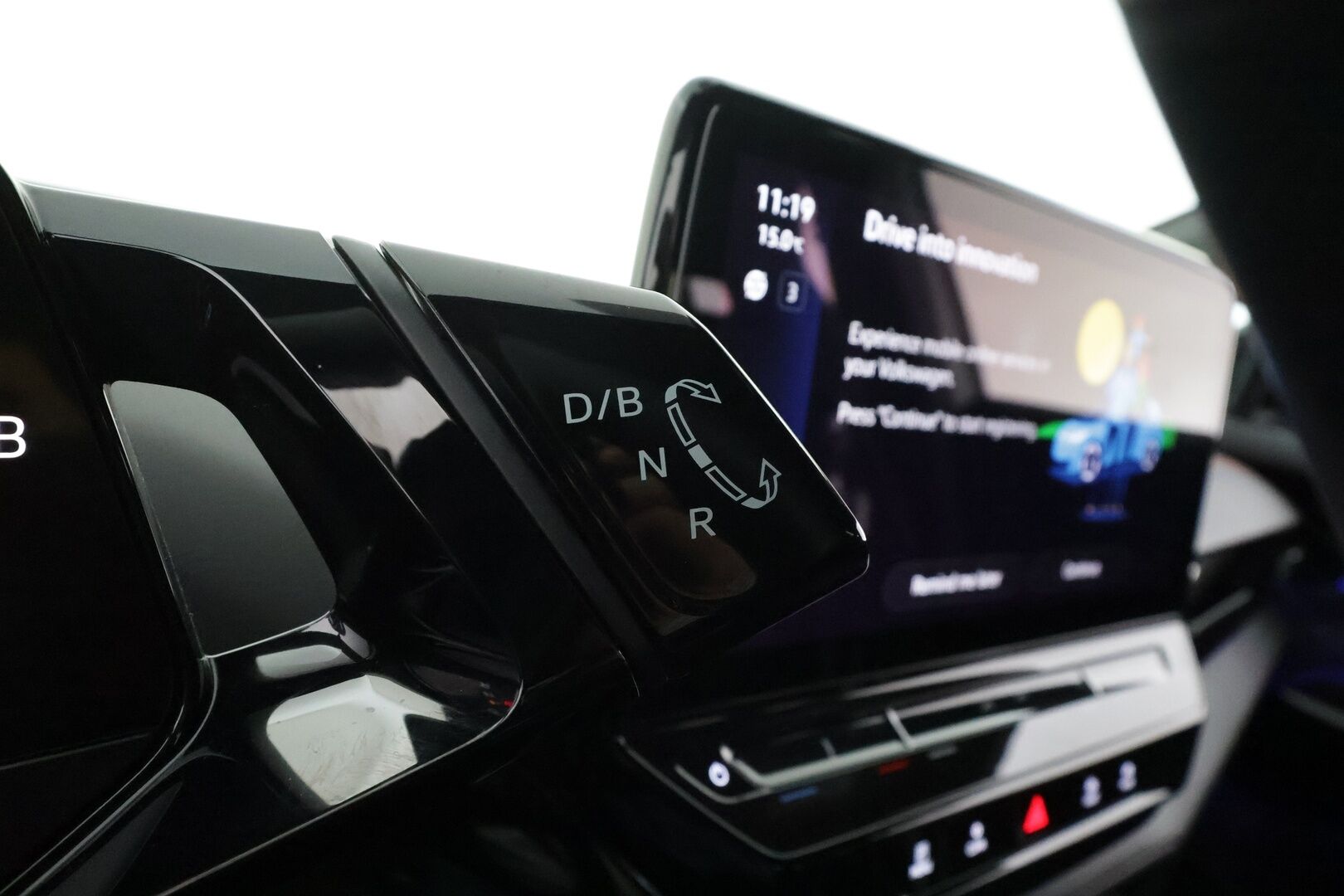 VOLKSWAGEN ID.5 2023 GTX Dual Motor AWD 220kW * ACC / ILP / IQ-Light / Hierovat muistipenkit / P.Kamera / Keyless * - Merkkihuollettu / Akku kuntotarkastettu / Kahdet Renkaat