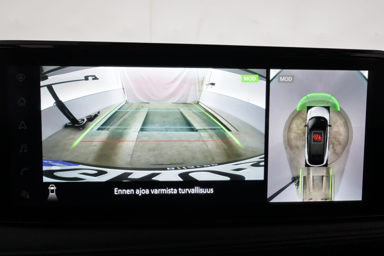 NISSAN ARIYA 2023 Advance 2WD 22kw charger * ACC / LED / 360 / Sähköpenkit / Navi / Digimittaristo / Kaistavahti / Keyless * - Kahdet renkaat aluvanteilla / Suomi-auto