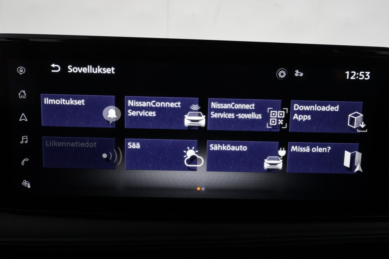 NISSAN ARIYA 2023 Advance 2WD 22kw charger * ACC / LED / 360 / Sähköpenkit / Navi / Digimittaristo / Kaistavahti / Keyless * - Kahdet renkaat aluvanteilla / Suomi-auto