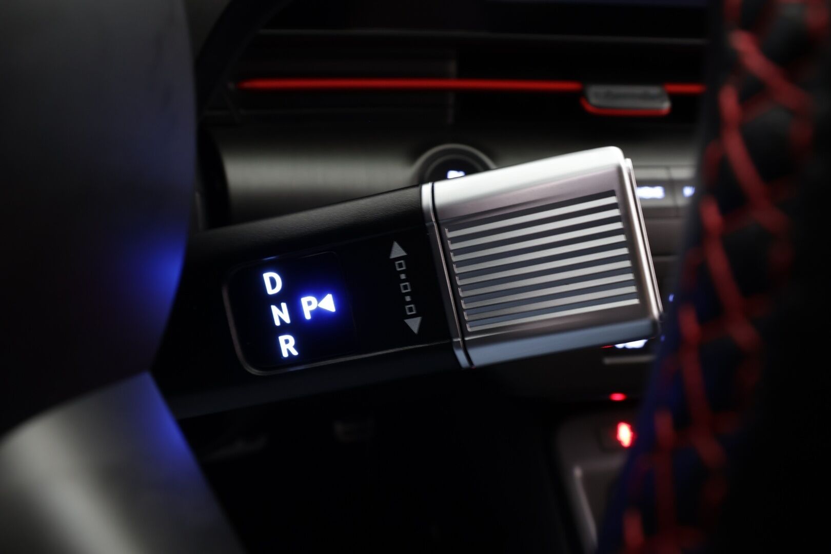 HYUNDAI KONA ELECTRIC 2025 Elektro N-Line 65 kWh * ACC / P.kamera / ILP / LED / Navi / KeylessGo / Sähköluukku *