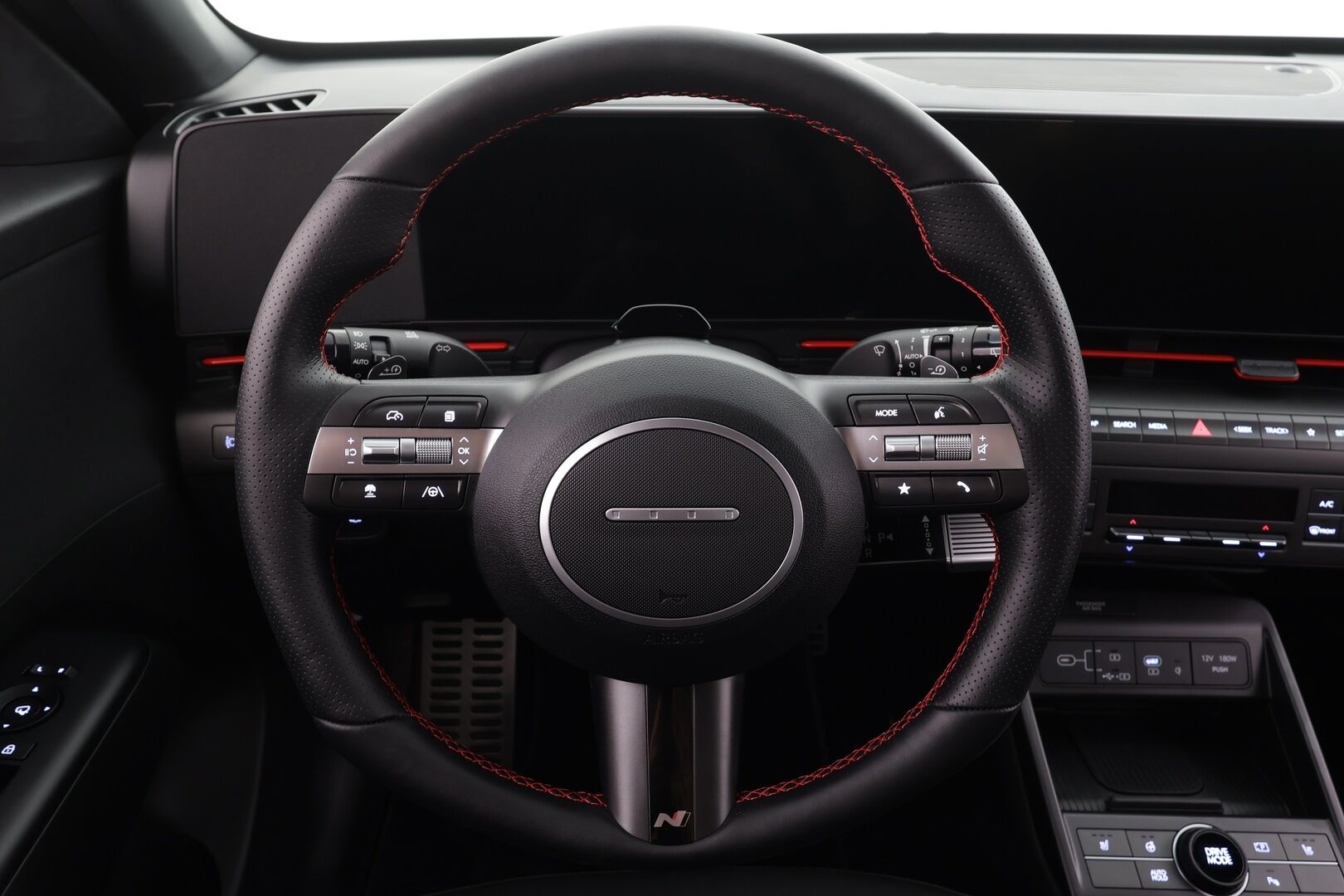 HYUNDAI KONA ELECTRIC 2025 Elektro N-Line 65 kWh - ACC | P.kamera | ILP | LED | Navi | KeylessGo 