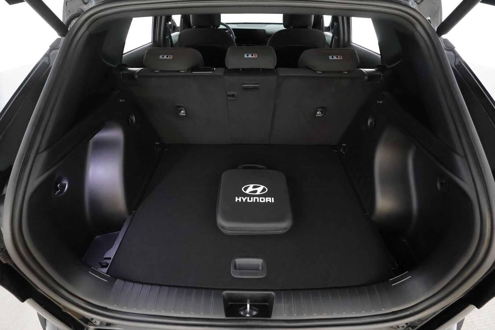 HYUNDAI KONA ELECTRIC 2025 Elektro N-Line 65 kWh * ACC / P.kamera / ILP / LED / Navi / KeylessGo / Sähköluukku *