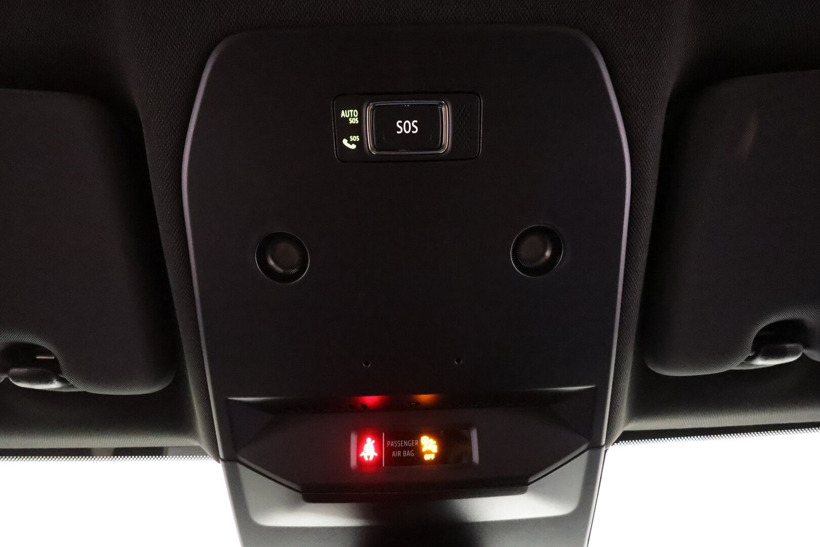 RENAULT MEGANE 2022 E-tech Electric 220hv Iconic * H&K / ILP / Koukku / ACC / LED / 360 / Hierovat Comfort-nahat Muistilla / Navi * - Kahdet renkaat aluvanteila