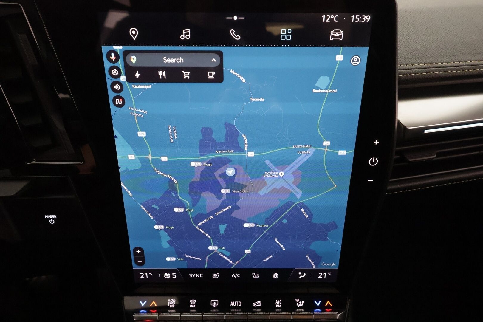 RENAULT MEGANE 2022 E-tech Electric 220hv Iconic * H&K / ILP / Koukku / ACC / LED / 360 / Hierovat Comfort-nahat Muistilla / Navi * - Kahdet renkaat aluvanteila