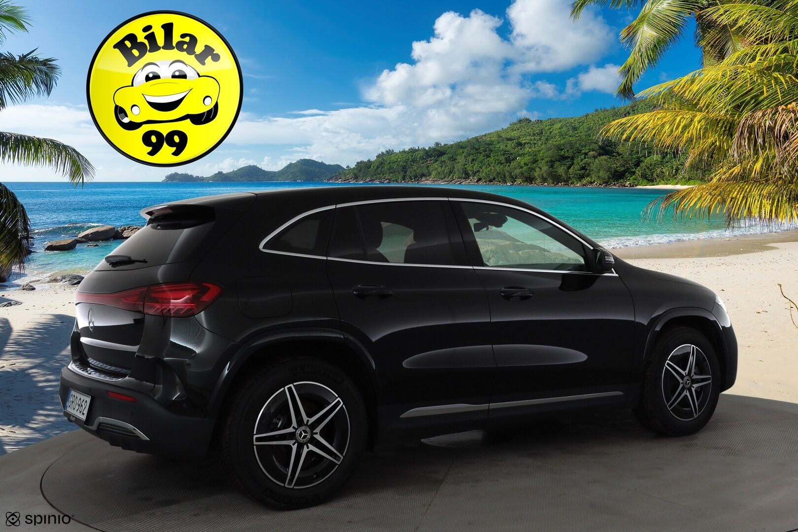 MERCEDES-BENZ EQA 2025 300 4Matic AMG Line * LED / Sportpenkki / Widecreen / P.Kamera / Navi / Kaistavahti / Katveavustin * - 2x Latauskaapelit 