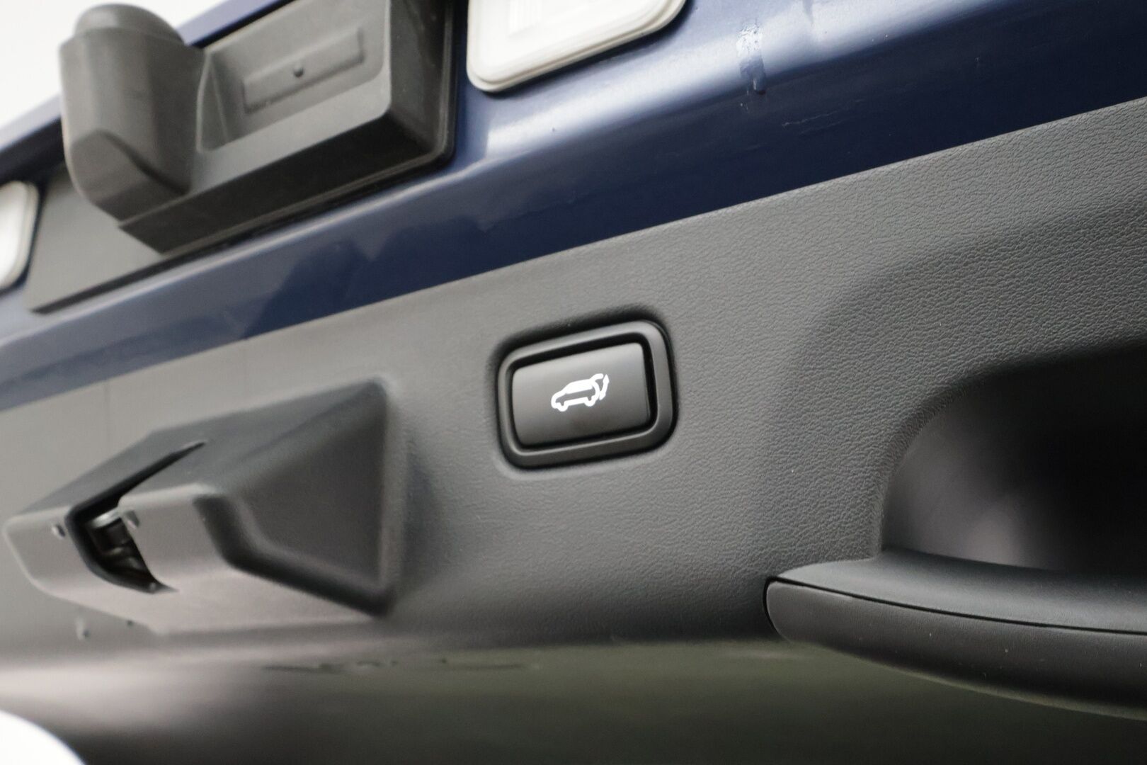 KIA EV6 2024 77,4kWh RWD * ACC / ILP / Meridian / Ilmastoidut nahat / P.kamera / Muistipenkki / Sähköluukku * - Akku kuntotarkastettu 