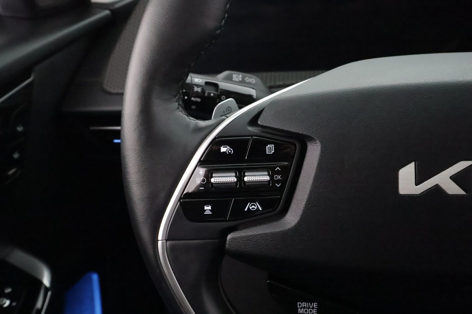 KIA EV6 2024 77,4kWh RWD * ACC / ILP / Meridian / Ilmastoidut nahat / P.kamera / Muistipenkki / Sähköluukku * - Akku kuntotarkastettu 