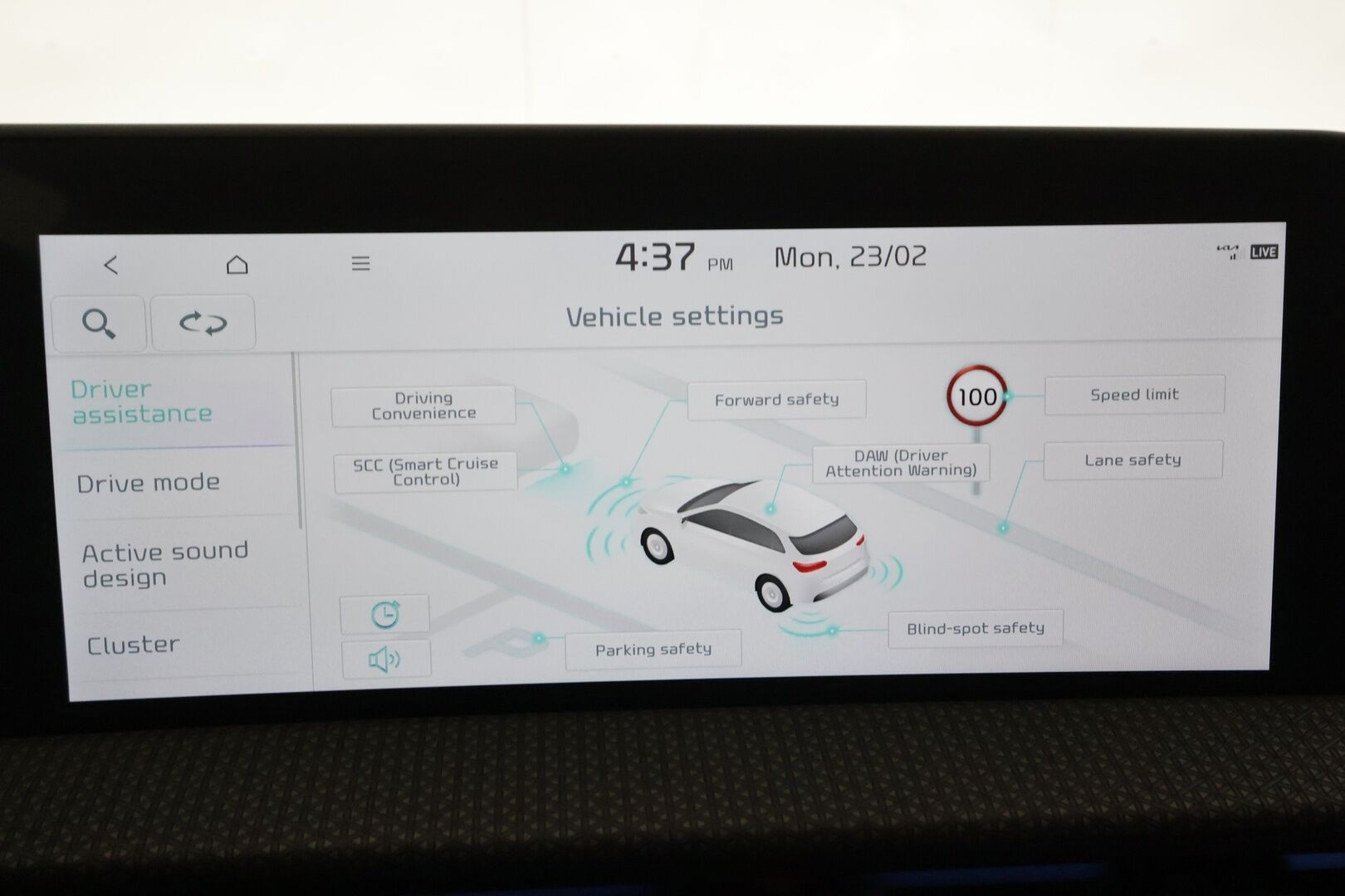 KIA EV6 2024 77,4kWh RWD * ACC / ILP / Meridian / Ilmastoidut nahat / P.kamera / Muistipenkki / Sähköluukku * - Akku kuntotarkastettu 