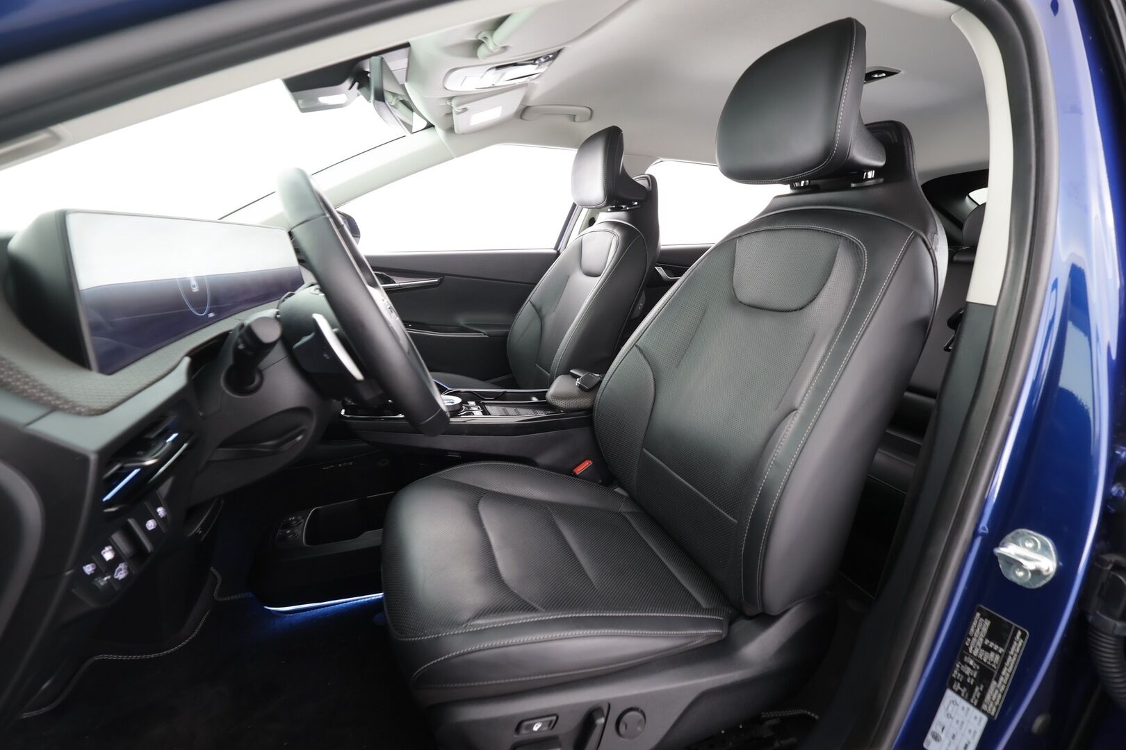 KIA EV6 2024 77,4kWh RWD * ACC / ILP / Meridian / Ilmastoidut nahat / P.kamera / Muistipenkki / Sähköluukku * - Akku kuntotarkastettu 