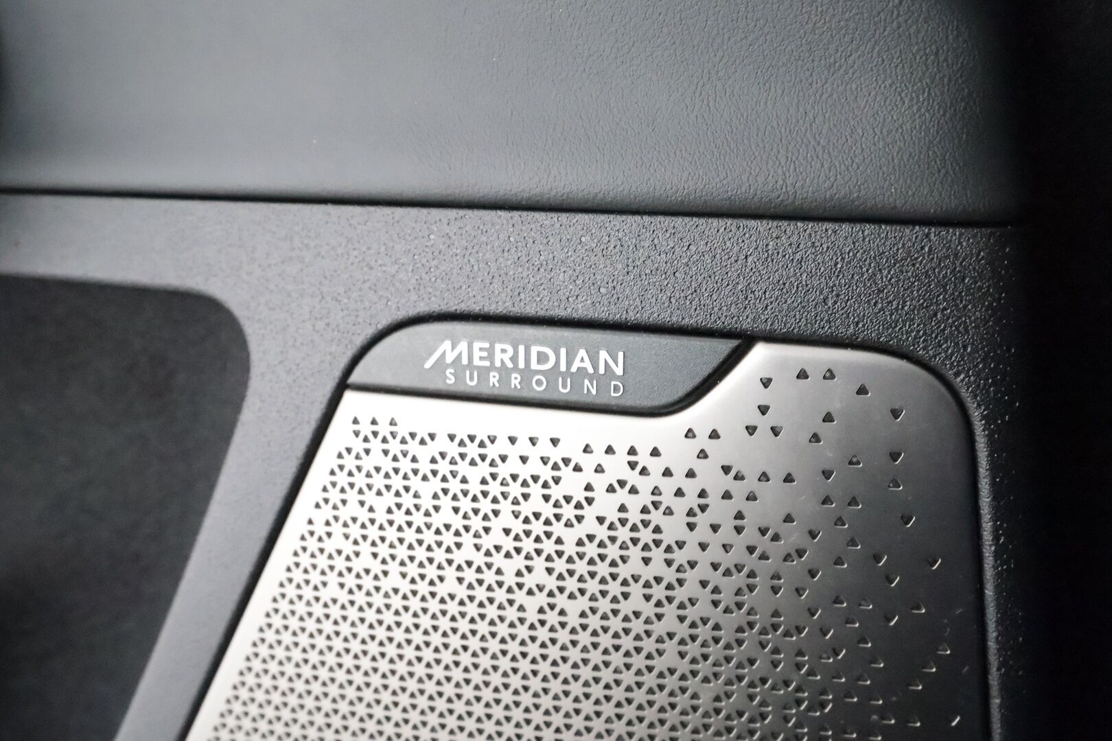 KIA EV6 2024 77,4kWh RWD * ACC / ILP / Meridian / Ilmastoidut nahat / P.kamera / Muistipenkki / Sähköluukku * - Akku kuntotarkastettu 