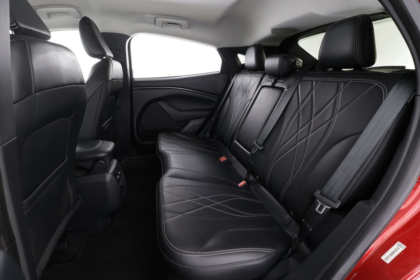 FORD MUSTANG MACH-E 2022 269hv RWD * ACC / LED / P.Kamera / Timanttinahat / Navi / Kaistavahti / Keyless * - Akku kuntotarkastettu / Merkkihuollot 