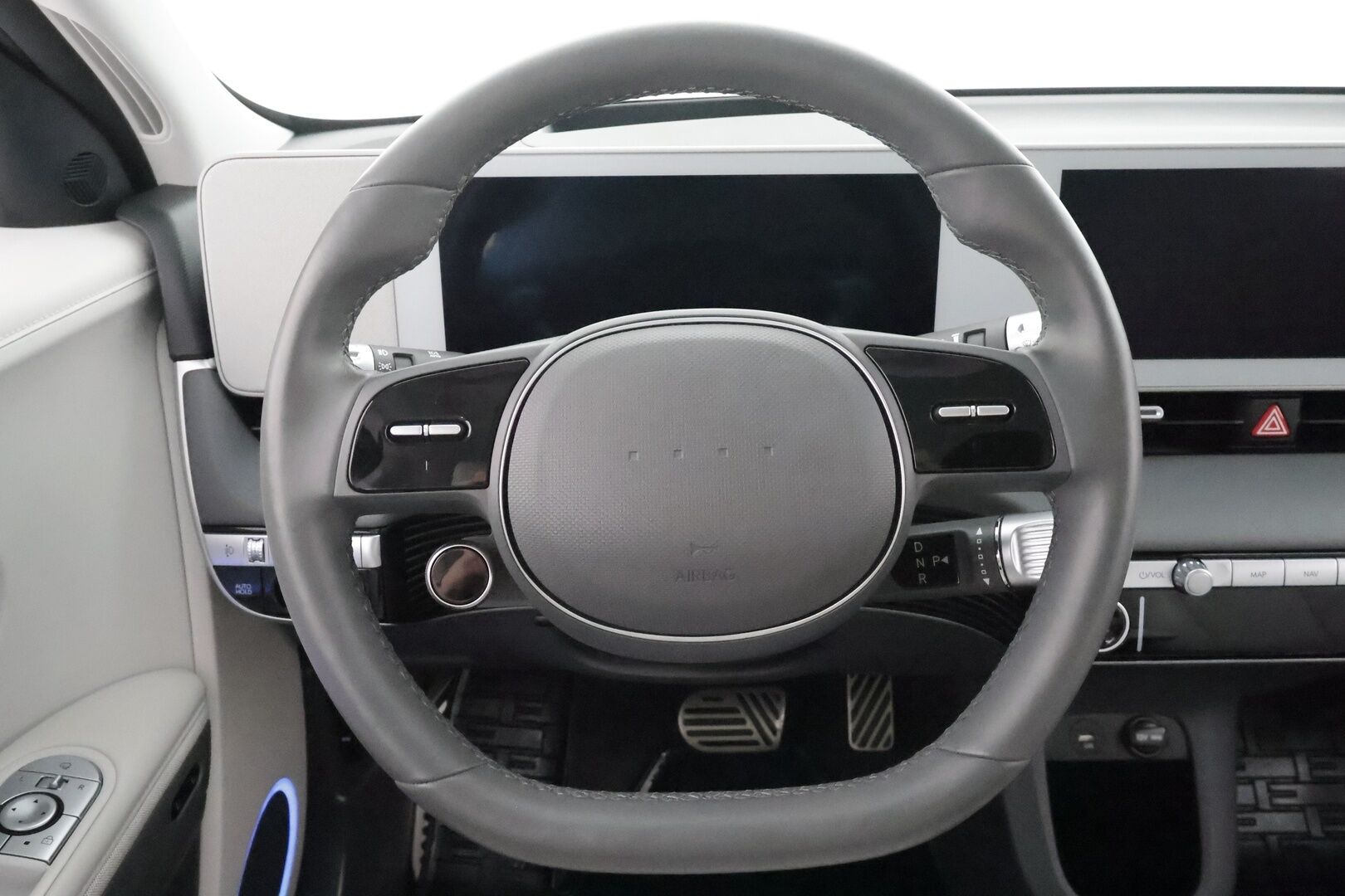 HYUNDAI IONIQ 5 2023 77 kWh 325 hv AWD Premium * ILP / Lasikatto / ACC / LED / Bose / Ilmastoitu Comfort-penkki Muistilla * - Akku kuntotarkastettu / HUD / 360 Kamera 