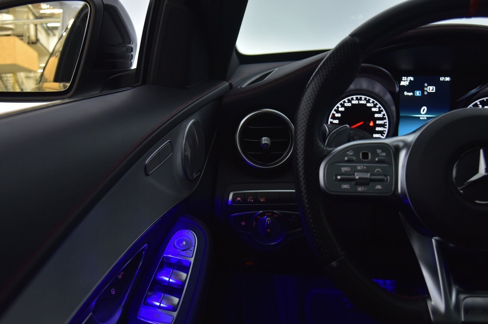 Mercedes-Benz C 43 AMG 2019 ** Facelift / Burmester / Perf.putkisto / Distronic+ / Multibeam LED / HUD / Panoraama ** - ** Juuri saapui / Juuri katsastettu / Kahdet renkaat aluilla / Näyttävä ** - HULLUT AVAJAISHULINAT KORKOTARJOUS 3,29 %