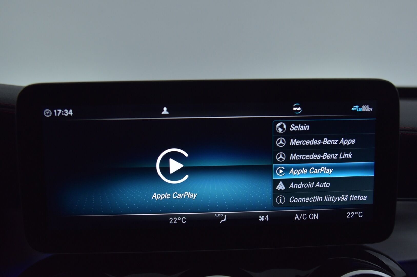 Mercedes-Benz C 43 AMG 2019 ** Facelift / Burmester / Perf.putkisto / Distronic+ / Multibeam LED / HUD / Panoraama ** - ** Juuri saapui / Kahdet renkaat aluilla / Näyttävä **