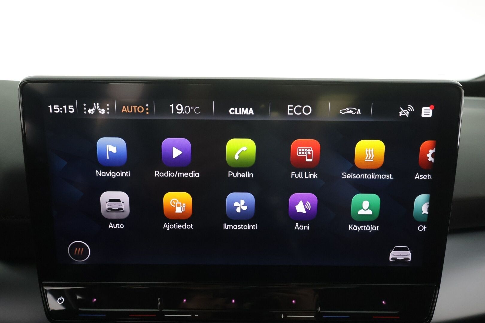 CUPRA BORN 2023 e-Boost 170 kW * ILP / ACC / LED / P.Kamera / Kaistavahti / Navi / Keyless * - Kattavat ajoavustimet / 2x Latauskaapelit / Kahdet renkaat