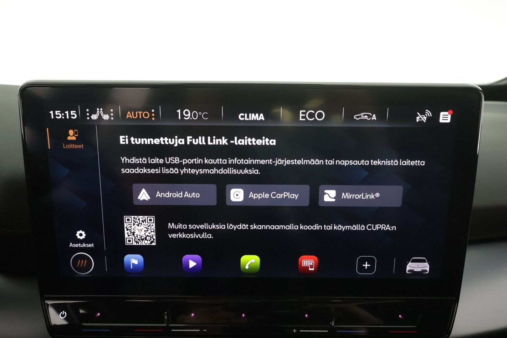 CUPRA BORN 2023 e-Boost 170 kW * ILP / ACC / LED / P.Kamera / Kaistavahti / Navi / Keyless * - Kattavat ajoavustimet / 2x Latauskaapelit / Kahdet renkaat