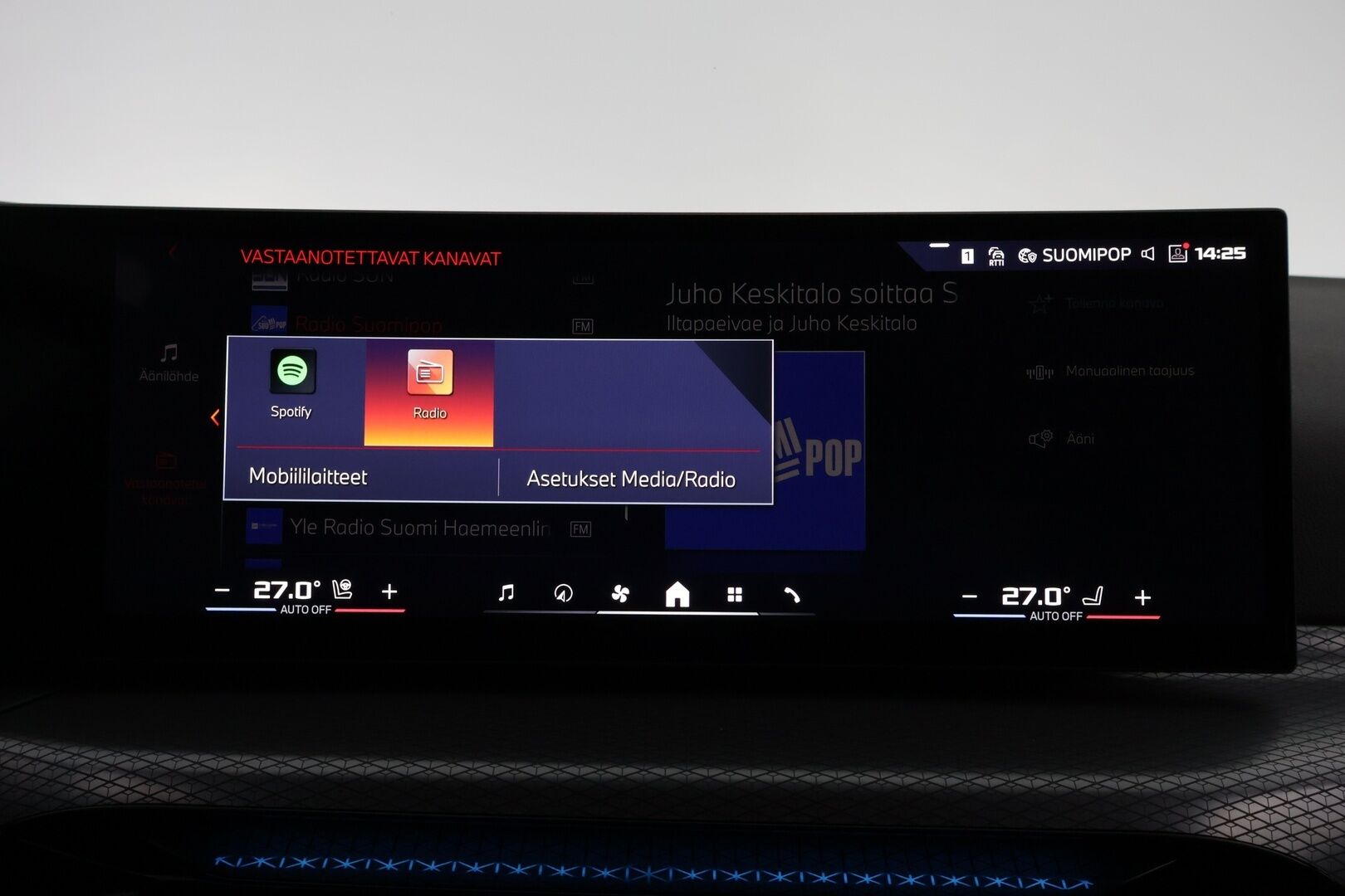 BMW I4 M60 2025 M60 xDrive Fully Charged *Suomi-auto / ACC / H&K / Konjakkinahat / Koukku / Shadow Line* - *Facelift / HUD / 360"-kamera / Adapt. Led-ajovalot / Comfort Access / Takuu voimassa!! / Juuri saapunut Tampereelle!*