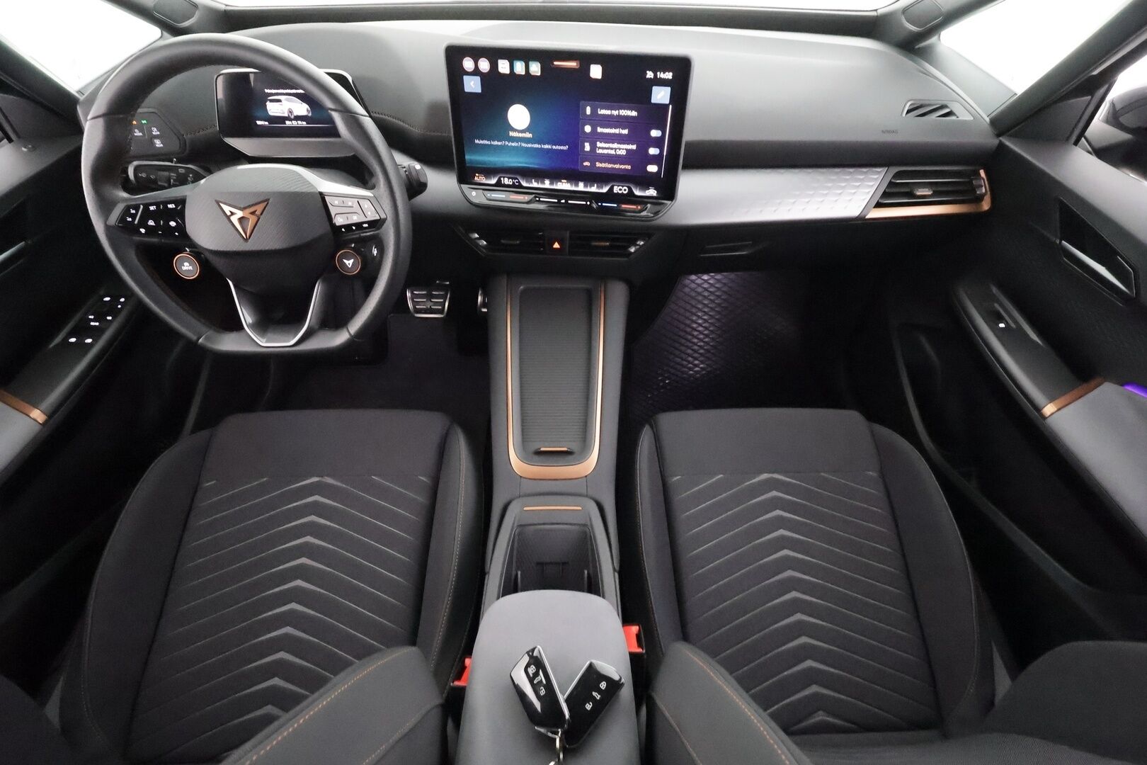 CUPRA Born 2025 e-Boost 170 kW 77 kWh - | ACC | ILP | LED | 360-Kamera | Ratinlämmitys | Digimittaristo | Apple&Android | Kahdet Renkaat | - KORKO VAIN 3,99 %