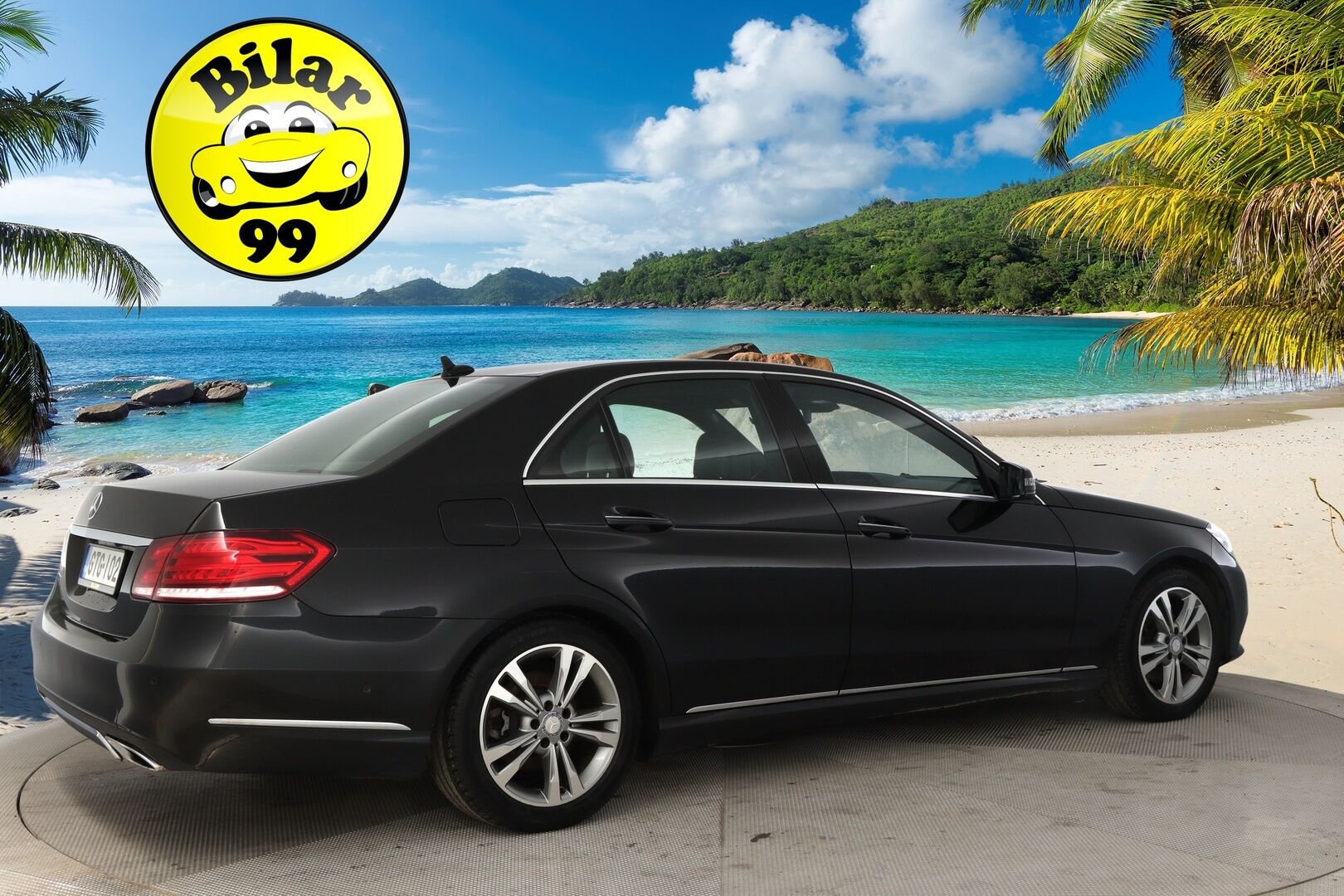 Mercedes-Benz E 2014 E 350 BLUETEC 4MATIC Sedan *H&K/  360 kamera/  Bliss/  Muistipenkit/  ILS* - Autosta löytyy 2x renkaat ja vanteet! Talveksi Lohko ja sisätilanlämmitin! Sisustan kruunaa puolinahka penkit ja mustasisäkatto!