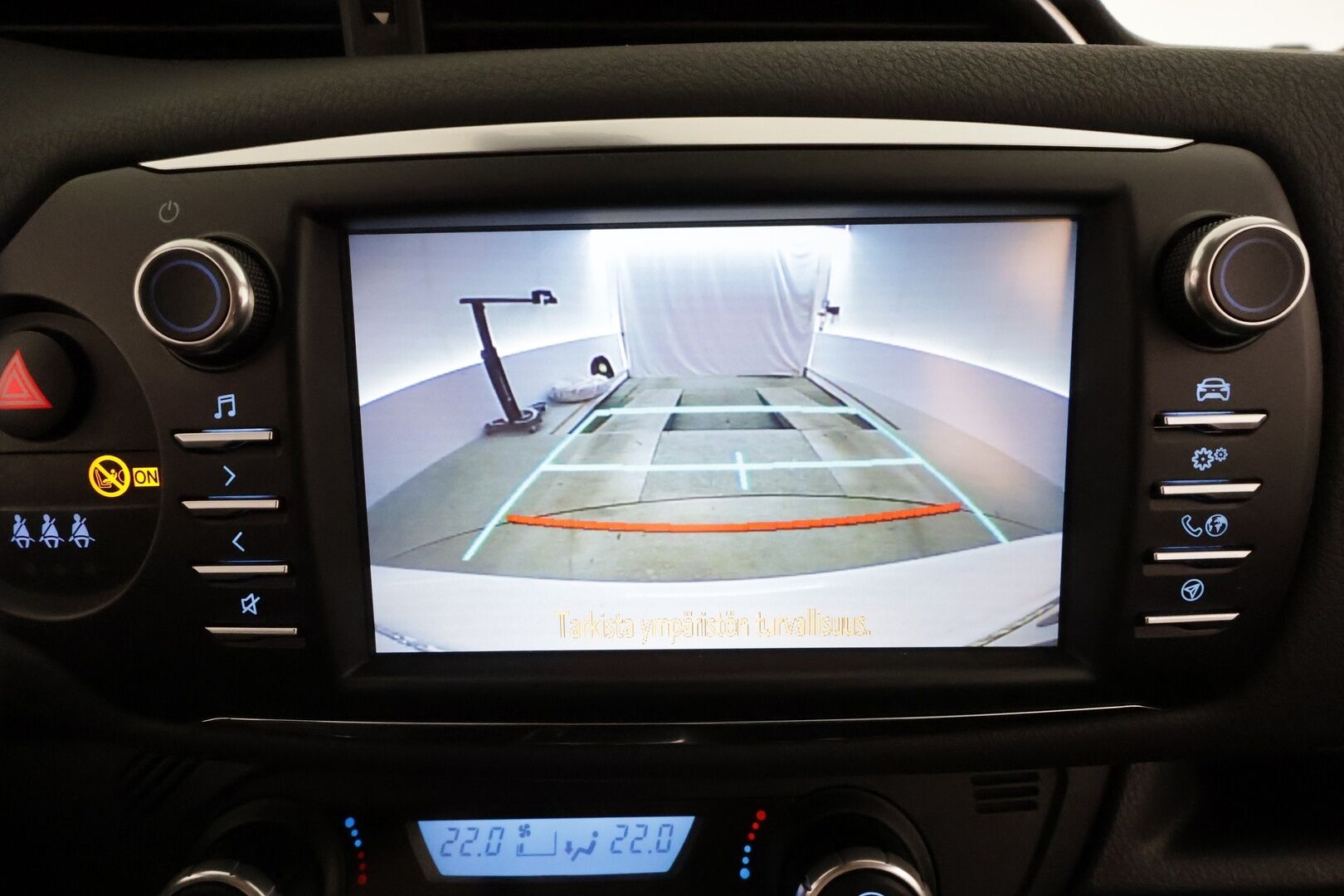 Toyota Yaris 2020 1,5 Dual VVT-i Y20 Edition 5ov Multidrive S **P.kamera / Vakkari / Navi / Bluetooth / Kaukovaloavustin** - 1.om Suomi-auto / Merkkihuollettu / Kahdet renkaat aluvanteilla