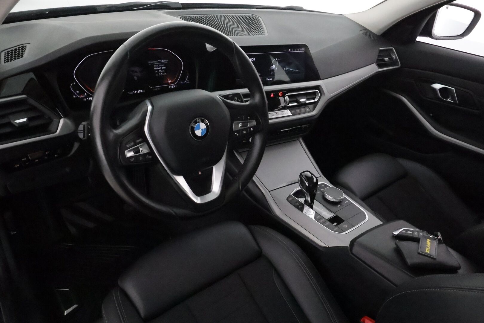 BMW 320 2020 G21 Touring 320i A Business **HiFi / Webasto / LED / Sporttipenkit / P.Tutkat / Navi / Kaistavahti / Apple&Android** - Suomi-auto / Kahdet Renkaat