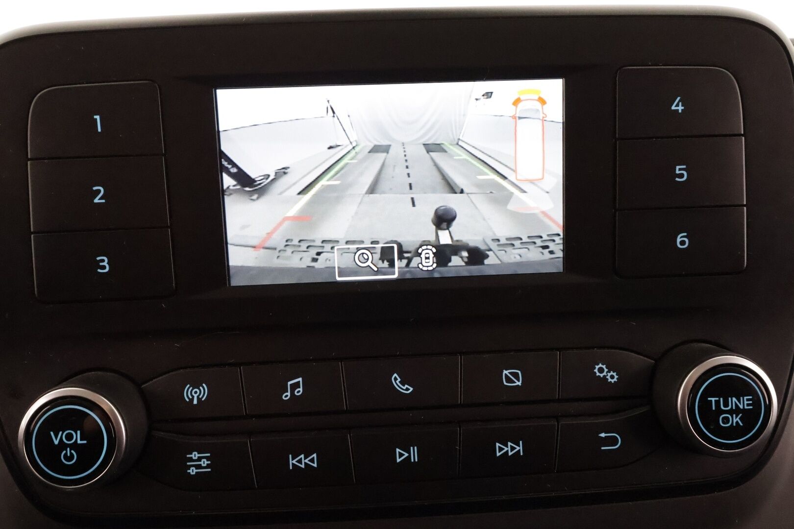 Ford Transit Custom 2020 320 2,0TDCi 105 hv M6 Etuveto Trend Van N1 L2H1 * Webasto / Koukku / Vakkari / Bluetooth / Ilmastointi * - P.Kamera / Penkinlämmittimet / Lämmitettävä tuulilasi / Suomi-auto / ALV / Merkkihuollot / Kahdet renkaat aluvanteilla