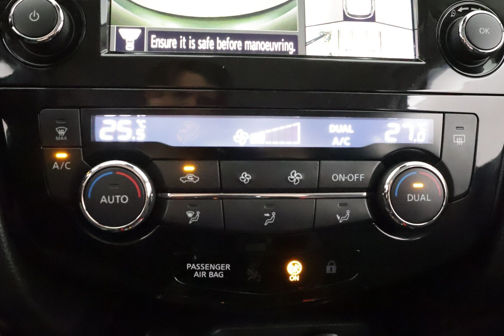 Nissan Qashqai 2020 DIG-T 160 N-Connecta 2WD DCT * Vakkari / 360° / Kaistavahti / Navi / Lohko+Sisä / Keyless / Bluetooth * - 1.Om Suomi-auto / Kahdet renkaat aluvanteilla - HULLUT AVAJAISHULINAT KORKOTARJOUS 3,29 %