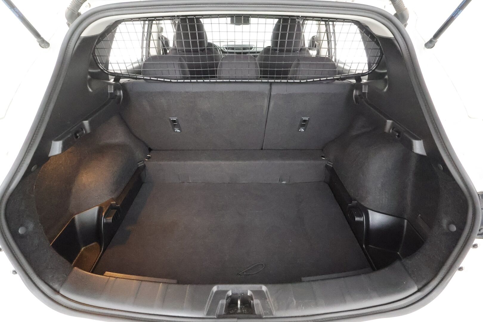 Nissan Qashqai 2020 DIG-T 160 N-Connecta 2WD DCT * Vakkari / 360° / Kaistavahti / Navi / Lohko+Sisä / Keyless / Bluetooth * - 1.Om Suomi-auto / Kahdet renkaat aluvanteilla - HULLUT AVAJAISHULINAT KORKOTARJOUS 3,29 %