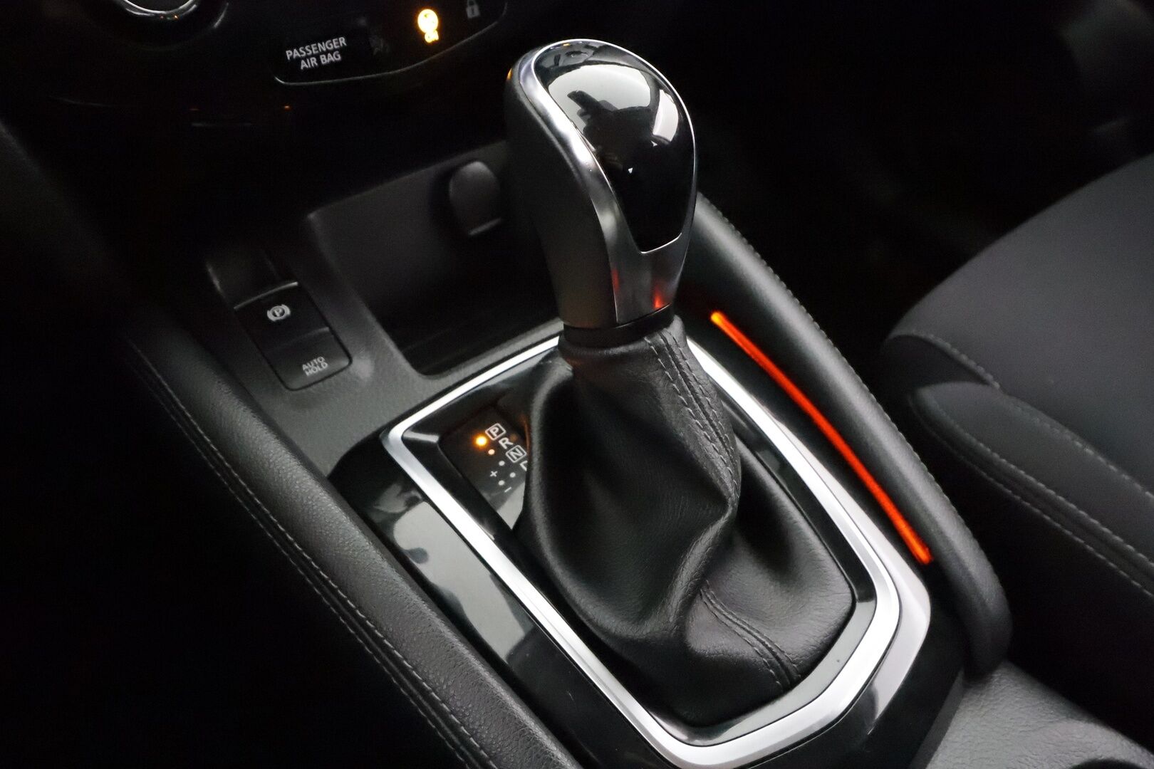 Nissan Qashqai 2020 DIG-T 160 N-Connecta 2WD DCT * Vakkari / 360° / Kaistavahti / Navi / Lohko+Sisä / Keyless / Bluetooth * - 1.Om Suomi-auto / Kahdet renkaat aluvanteilla - HULLUT AVAJAISHULINAT KORKOTARJOUS 3,29 %