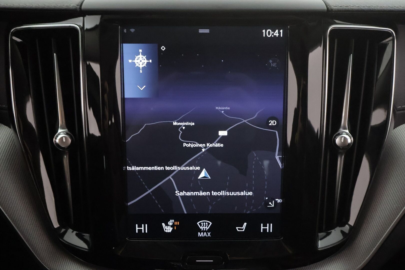 Volvo XC60 2020 B5 AWD MHEV Business Inscription aut * ACC / P.kamera / Full LED / Hierovat muistipenkit / Webasto / Koukku / KeylessGo * - Ilmastoidut nahat / Suomi-auto / Kahdet renkaat aluvanteilla