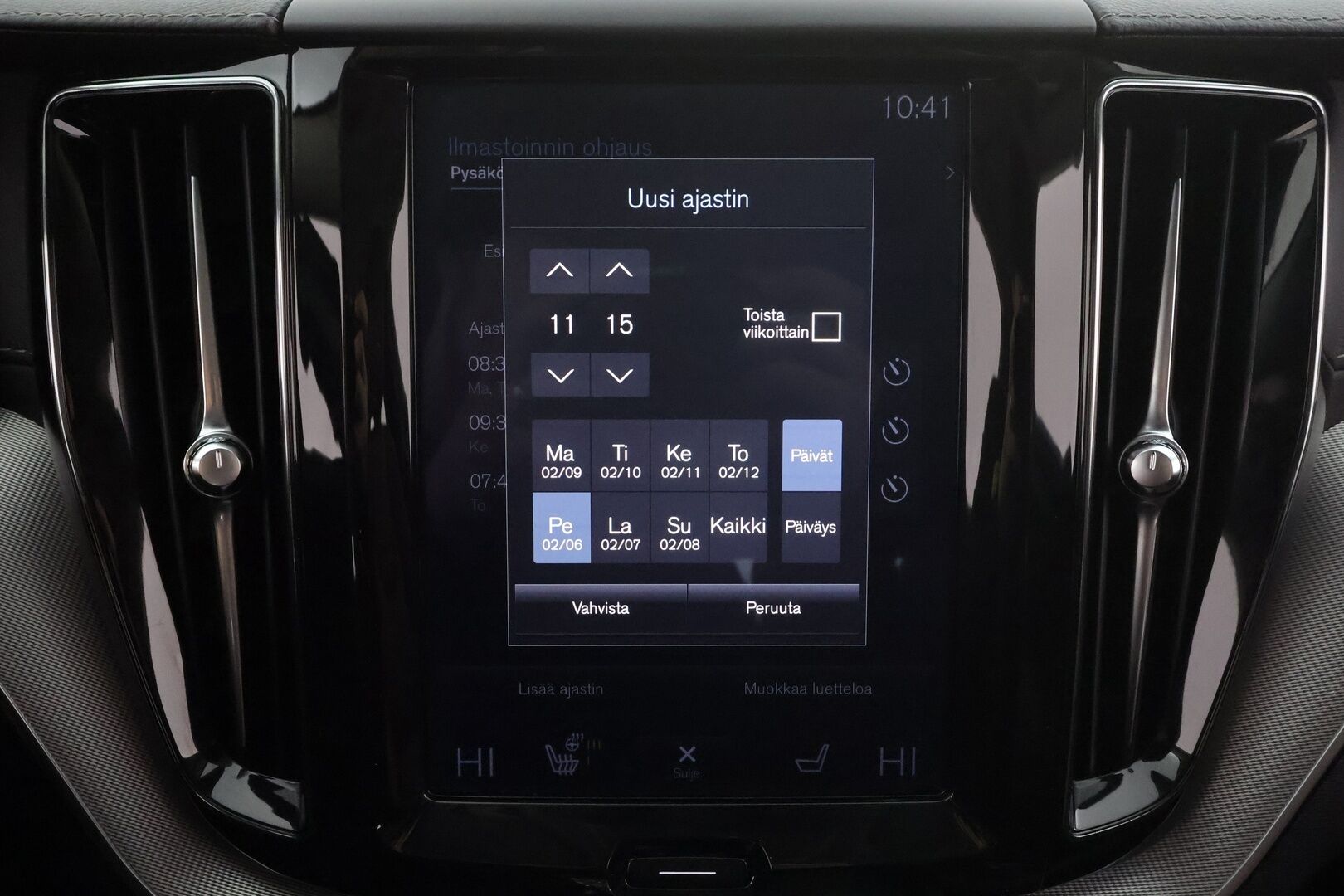 Volvo XC60 2020 B5 AWD MHEV Business Inscription aut * ACC / P.kamera / Full LED / Hierovat muistipenkit / Webasto / Koukku / KeylessGo * - Ilmastoidut nahat / Suomi-auto / Kahdet renkaat aluvanteilla