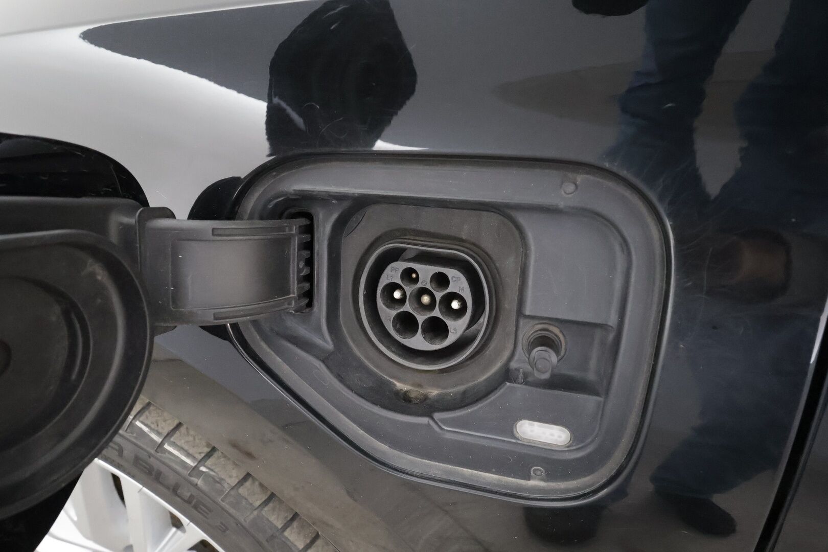 Seat Leon Sportstourer 2021 1,4 PHEV 204 eHybrid Xcellence DSG * ACC / LED / P.Kamera / Navi / Kaistavahti / Keyless * - Suomi-auto / 2x Latauskaapelit / Kahdet renkaat